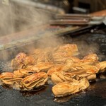 ともえ - どの席からも「おいしいーーー！」が飛び交ってた「牡蠣」