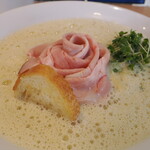 La Maison du Ramen ビスク - あさりカルボ。背面