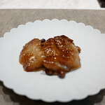 ON the TABLE CHINESE - 