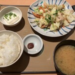 やよい軒 - 肉野菜炒め定食　820円（税込）