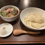 手打ちうどん　 いしづか - 豚つけ汁　中盛