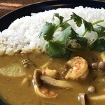 カレー屋 カルダモン - エビカレー¥950