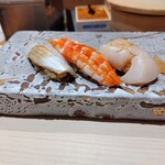 銀座のみこ寿司 - しめ鯖、海老、帆立