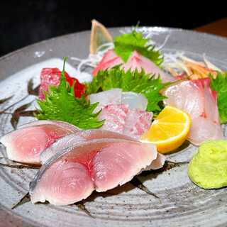 ★Fresh sashimi purchased from the market★