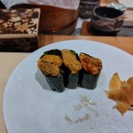 銀座のみこ寿司 - うに3貫