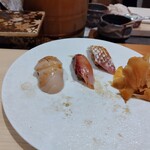 銀座のみこ寿司 - 帆立、真鯛、ぶり