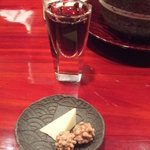 草喰 なかひがし - お腹の中でミルクコーヒになる　水出しコーヒー