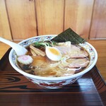 Shirakawa Te Uchi Ramen Usagi - 　一択の中華大盛り！チャーシューもタップリ！