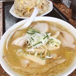 こく一番 ラーメン みどりや - 料理写真: