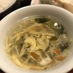 上海亭 - スープ。今日は良い塩梅です。