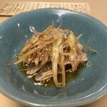 はち巻岡田 - しめ鯖茗荷和え