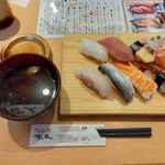 Kaitenzushi Sushimaru - 