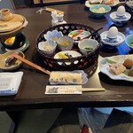 能登屋旅館 - 朝食です。