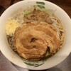 ラーメン 雷 東京本丸店