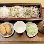 蕎麦戯 さか本 - 十割蕎麦の3種盛り（大盛り）