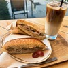 ヤホ コーヒーロースター＆ワインバー 田町店