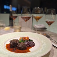 ベージュ アラン・デュカス 東京 - 