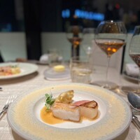 ベージュ アラン・デュカス 東京 - 