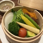 Magokura - せいろ蒸し野菜のゴマニャカウダ
