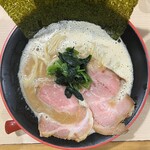 家系ラーメン 薩摩家 - 