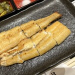 名代 鰻の清次郎 - 料理写真:うな重並（半尾）＋白焼き定食並（半尾）
1600円＋2200円