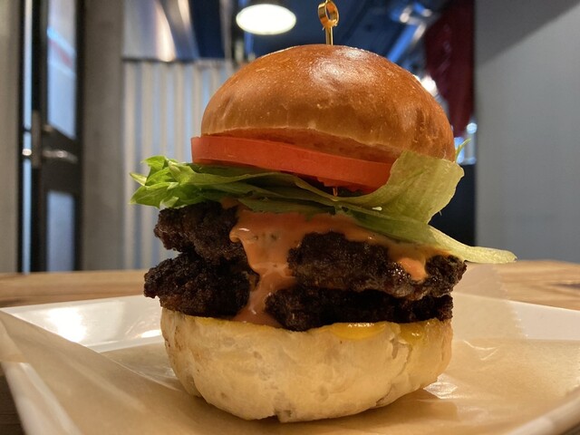 口コミ一覧 : GYUGYU BURGER 仙川店 （ギュウギュウ バーガー） - 仙川/ハンバーガー [食べログ]