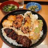 鳥政 - ランチ 焼き鳥丼 ご飯が多すぎて 焼き鳥がまばら