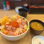 海鮮どんぶり処 心 - ◯心のまかない丼¥1,300