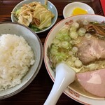 Mam Pachi - ラーメン定食