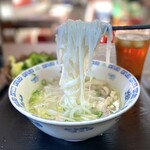 GIA DINH - 鶏肉のフォー