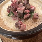 肉とワイン酒場 ワラカルネ - ローストビーフの土鍋ご飯