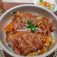 旬菜ステーキ処 らいむらいと - 