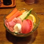 寿海 - 野菜サラダ（毎回、デコレーションが違い、楽しませてくれます）