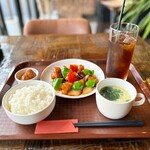 Sweet and sour pork set meal