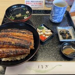 うなぎ料理 くりはら - うなぎ丼（特）全景です