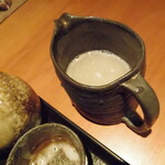 玉笑 - 蕎麦湯はこんな形で