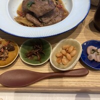 近江牛もりしま 寛閑観ここ滋賀店 - ランチの小鉢は全部美味しいよ♡