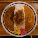 CURRY SHOP くじら - 