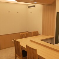 鮨たけひろ - カウンター席です