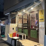 CAFE&BAR 1363 - イルミネーションのライトが目印です！