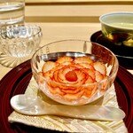 炎水 - 苺の薄造り　牡丹に見立ててます　美しい
