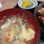 海王酒場 舞 - 中華料理屋さんらしい卵スープ