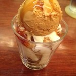 かえる食堂 - シフォンサンデー