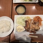 洋食&ビール 自由亭 - 