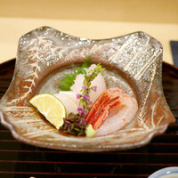 新ばし 笹田 - 「造り」真鯛、平貝、縞海老