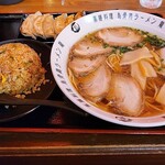 Ukokkei Ramen Ron Takaono Honten - 