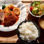 Kitchen まなや - つくば鶏のコルドンブルー＠1480円