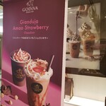 GODIVA - 