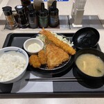 松屋 - 海鮮3種盛合わせ定食