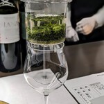 ロイヤルブルーティー六本木ブティック・ザ ティー バー - 浜松市天竜・茶師十段 大田昌孝さんの煎茶は、食後茶のチョイスで頂きました。